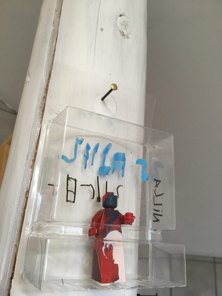 kids art workshop object